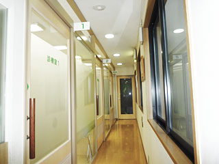 前方よりのエントランス-患者導入のための